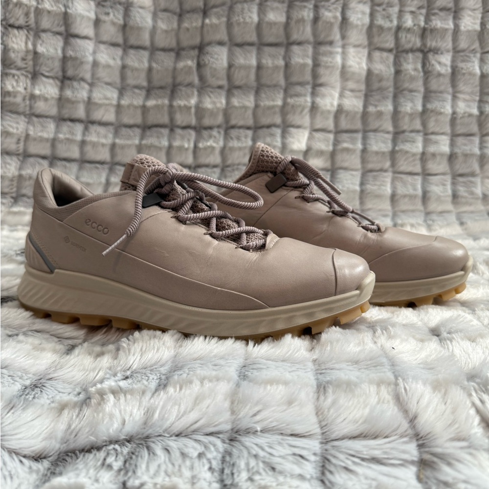 Ecco Women's Exostrike Mid Waterproof Sneakers - Grey Rose | Women’s size 8